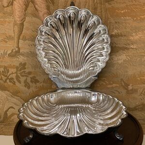 Vintage Large Hinged Double Clamshell Footed Silver Plated Server 12"